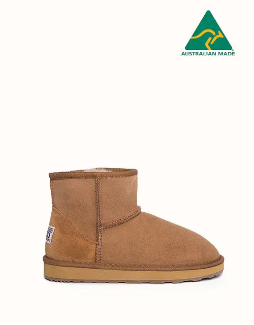 URBAN UGG® Classic Mini II Boots